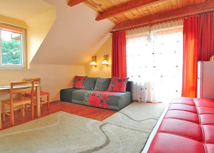 בית אירוח Olenka - *