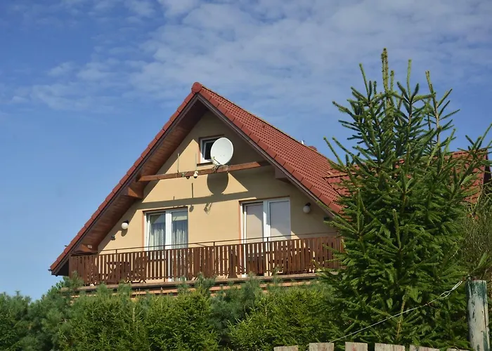 Olenka - בית אירוח לוביאטובו